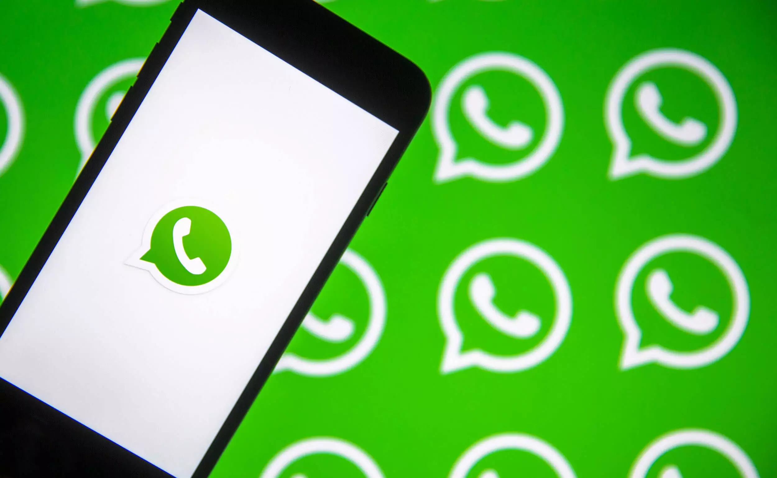 Pros and Cons of Using WhatsApp GB – Everything You Need to Know